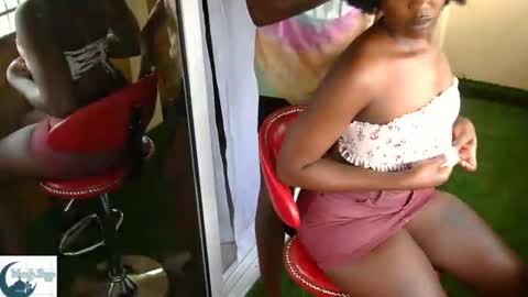 Snapshot of woody_n_buzz chatting on February 24, 9:43 am Woody and Buzz online show from February 24, 9:43 am