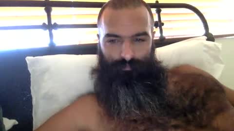 woof_wolf37 online show from October 20, 4:40 pm