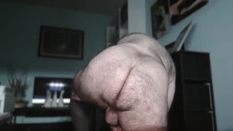 Snapshot of woofattk2025 chatting on February 23, 11:07 am woofattk2025 online show from February 23, 11:07 am