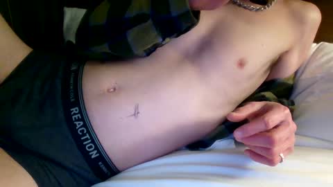 woofwolfxix online show from February 22, 10:51 am