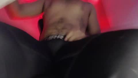 Woondeer online show from December 4, 7:00 pm