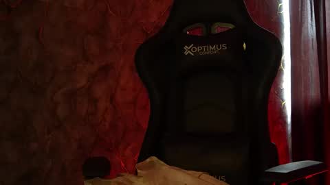 Woondeer online show from February 17, 8:15 pm