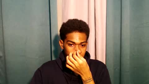 Snapshot of worshipmycockxxx chatting on February 24, 9:10 am Josh This is my new account now online show from February 24, 9:10 am