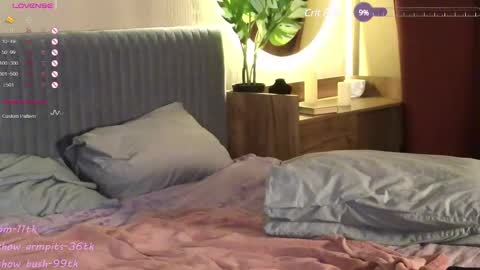 Rebecy online show from February 9, 8:45 pm