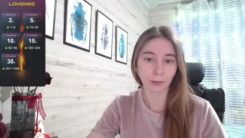 Snapshot of wow_porno_ chatting on December 14, 2:00 pm Anna online show from December 14, 2:00 pm