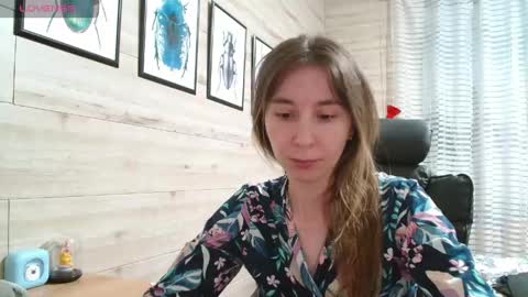 Anna  online show from April 28, 3:17 pm