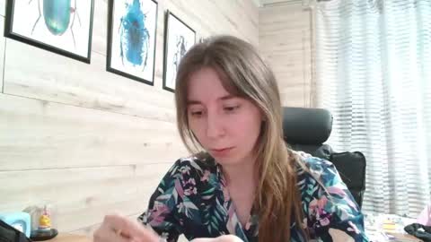 Anna  online show from April 29, 3:16 pm