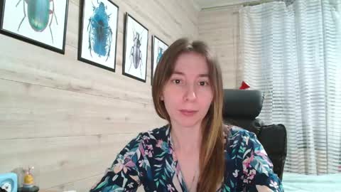 Anna  online show from May 17, 2:46 pm