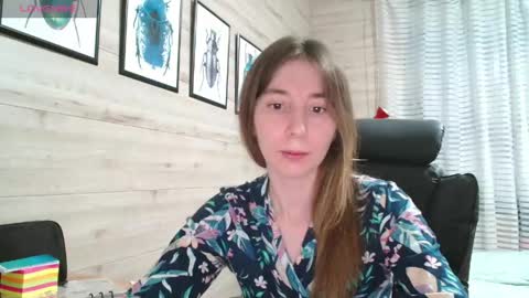 Snapshot of wow_porno_ chatting on May 27, 5:21 pm Anna online show from May 27, 5:21 pm