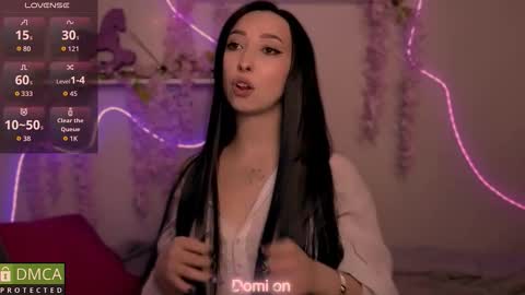 Sue online show from February 12, 7:47 am