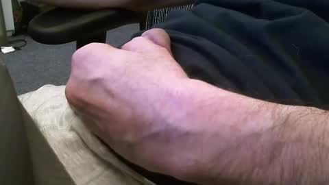 Snapshot of wrangleat0r chatting on January 4, 3:40 am wrangleat0r online show from January 4, 3:40 am