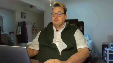 WValentinoX online show from December 3, 5:45 pm