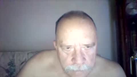 Snapshot of wvmountainlover chatting on December 14, 8:45 am wvmountainlover online show from December 14, 8:45 am