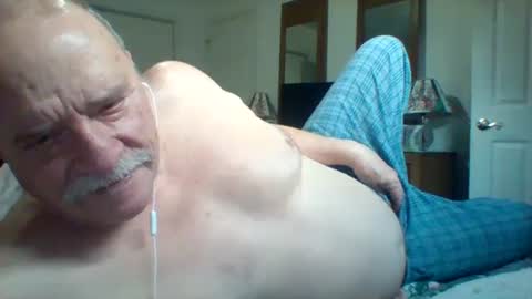 Snapshot of wvmountainlover chatting on February 27, 8:53 pm wvmountainlover online show from February 27, 8:53 pm