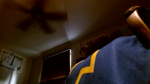 Snapshot of wvuguy1986 chatting on December 1, 7:52 pm wvuguy1986 online show from December 1, 7:52 pm