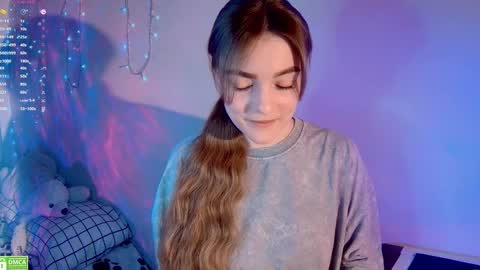 Snapshot of wxiuixw chatting on December 7, 8:27 pm Sonya online show from December 7, 8:27 pm