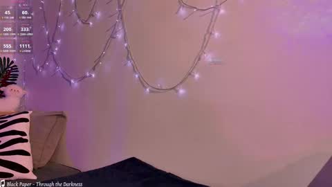 Snapshot of wxiuixw chatting on October 28, 5:15 pm Sonya online show from October 28, 5:15 pm