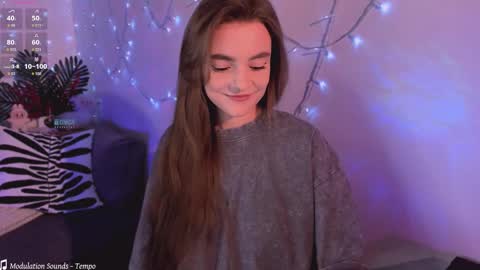 Snapshot of wxiuixw chatting on October 31, 10:11 pm Sonya online show from October 31, 10:11 pm