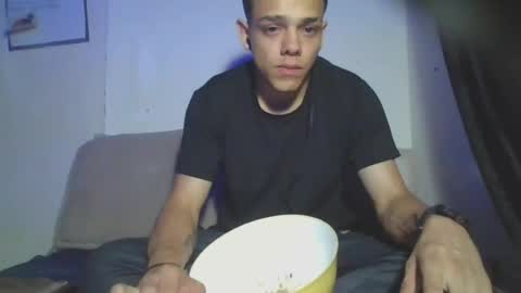 wyatt_smith71 online show from July 4, 5:46 am