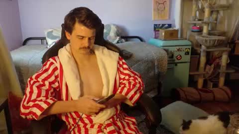 Wyatt online show from November 13, 6:51 pm