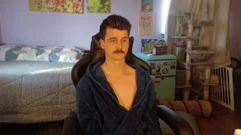 Wyatt online show from December 15, 5:06 pm