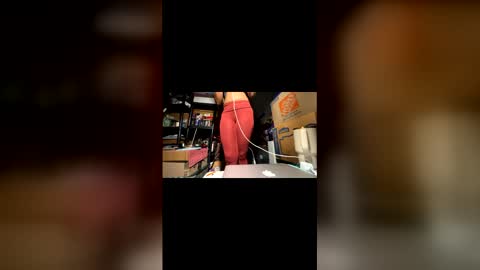 Snapshot of wynterheat chatting on May 23, 2:06 am Wynter Heat online show from May 23, 2:06 am
