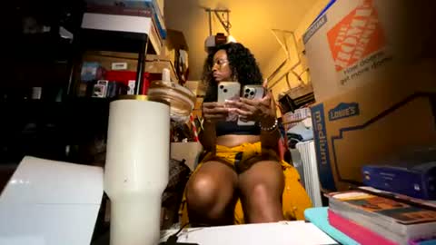 Snapshot of wynterheat chatting on July 24, 1:25 am Wynter Heat online show from July 24, 1:25 am