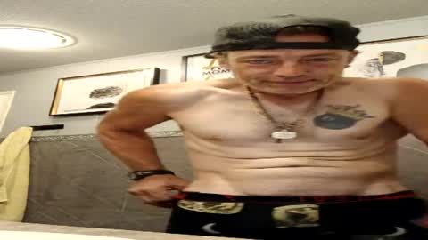 wyomingcowboy9in online show from June 15, 11:18 pm