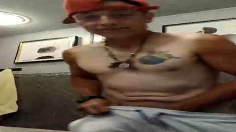 wyomingcowboy9in online show from July 12, 6:54 pm