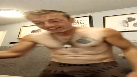 wyomingcowboy9in online show from July 21, 7:49 pm