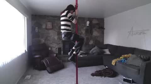 Snapshot of wytransgal chatting on November 5, 11:05 pm WyTransGal - Aurora online show from November 5, 11:05 pm