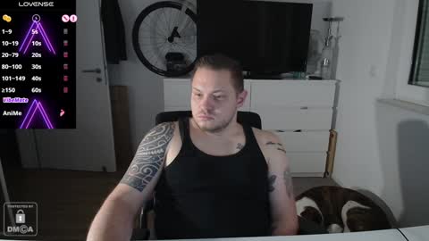 Snapshot of x19marco93x chatting on January 26, 3:58 pm x19marco93x online show from January 26, 3:58 pm