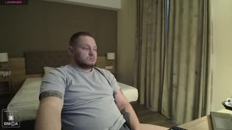 Snapshot of x19marco93x chatting on February 13, 4:17 pm x19marco93x online show from February 13, 4:17 pm