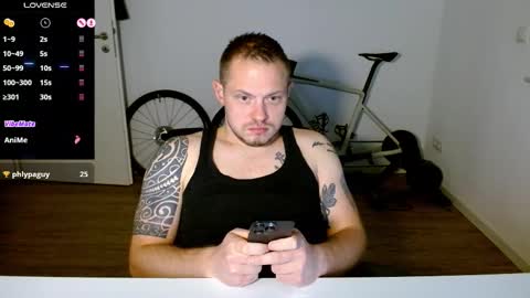 Snapshot of x19marco93x chatting on December 5, 8:49 pm x19marco93x online show from December 5, 8:49 pm