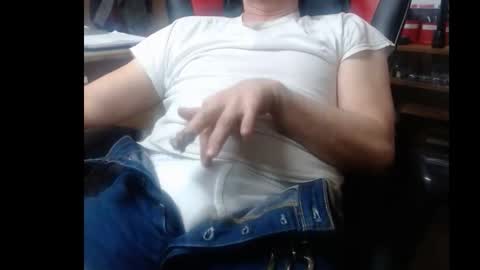 Snapshot of x7333 chatting on March 2, 3:41 pm x7333 online show from March 2, 3:41 pm