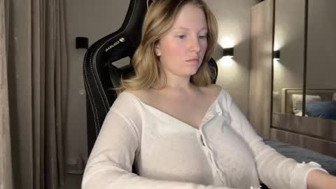 Snapshot of x__ivy_x chatting on March 10, 4:46 pm eva online show from March 10, 4:46 pm