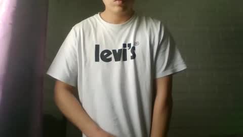 Snapshot of x_andrescam chatting on September 20, 6:42 pm x_andrescam online show from September 20, 6:42 pm