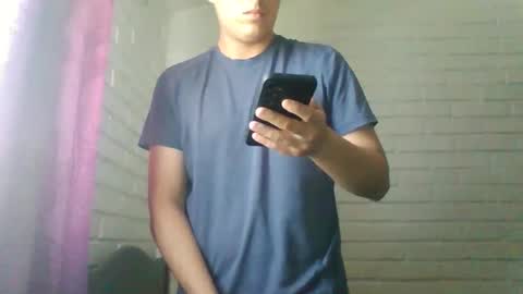 Snapshot of x_andrescam chatting on November 29, 3:48 pm x_andrescam online show from November 29, 3:48 pm