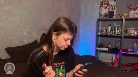 Philipp and Este online show from August 3, 2:21 am