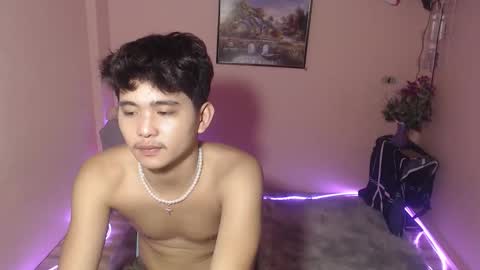 Snapshot of x_jemy22 chatting on December 3, 12:58 pm Jemy online show from December 3, 12:58 pm