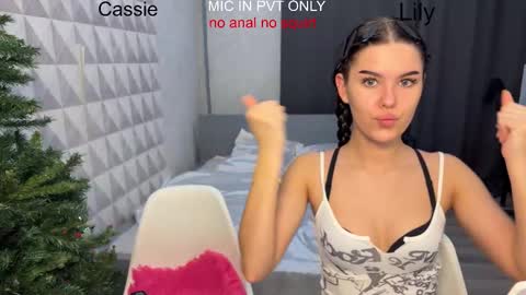 wiwi clap clap cat baby girl online show from January 9, 6:10 pm