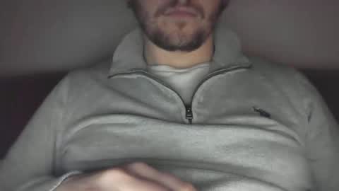 Snapshot of x_yes chatting on December 6, 11:36 pm x_yes online show from December 6, 11:36 pm