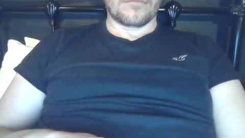 Snapshot of x_yes chatting on January 17, 4:04 pm x_yes online show from January 17, 4:04 pm