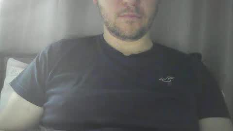 Snapshot of x_yes chatting on February 25, 8:14 am x_yes online show from February 25, 8:14 am