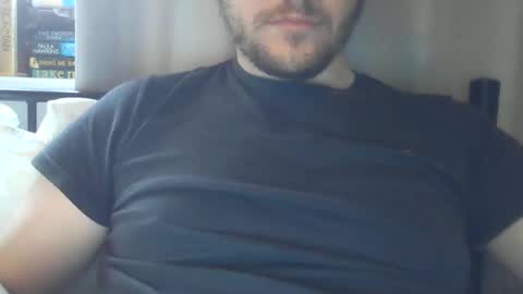 Snapshot of x_yes chatting on October 7, 7:05 am x_yes online show from October 7, 7:05 am