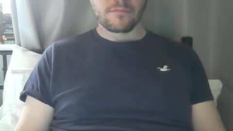 Snapshot of x_yes chatting on November 4, 12:15 pm x_yes online show from November 4, 12:15 pm