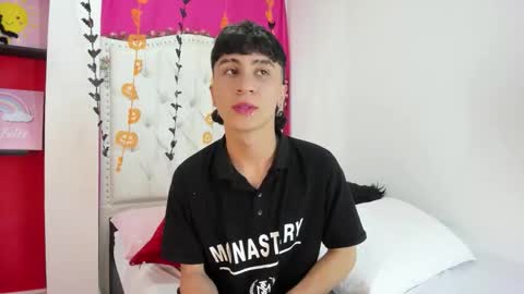 Snapshot of xaandergrey chatting on October 5, 8:18 pm xaanderGrey online show from October 5, 8:18 pm