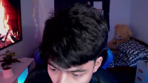 Prince Aldrian  online show from February 17, 3:58 am