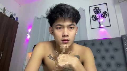 Prince Aldrian  online show from March 3, 1:39 pm