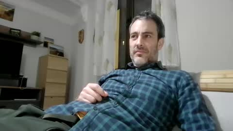 xalegarmax online show from December 4, 9:34 pm